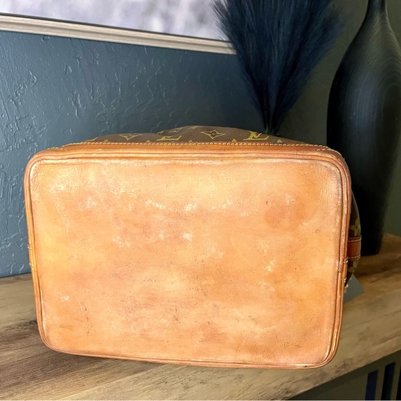 Louis Vuitton Brown Monogram Shoulder Bag with Vachetta Leather - Picture 5 of 9